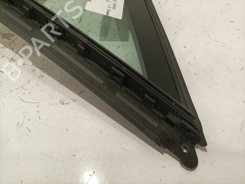 front-left-quarter-glass-citroen-c3-iii-sx-2016-39155693 main image