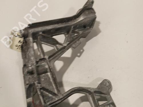 Used Engine mount Engine mount MERCEDES-BENZ C-CLASS (W205) C 220 d (205.014) (194 hp) 22571659 22571659
