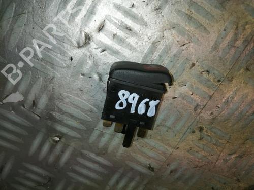 Used Warning switch Warning switch VW POLO III (6N1) 60 1.4 (60 hp) 22577836 22577836