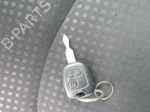 Fuse box PEUGEOT 206+ (2L_, 2M_) 1.4 HDi eco 70 | BP26296961E1 - Image 8