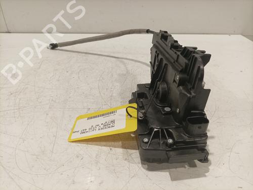 front-left-lock-mercedes-benz-v-class-w447-2014-31857085 main image