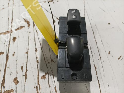 right-front-window-switch-nissan-micra-v-k14-2016-31116772 main image