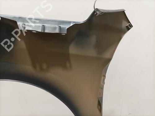 Guarda-lamas direito Guarda-lamas direito PEUGEOT 207 (WA_, WC_) 1.6 HDi (109 hp) 35924423 35924423