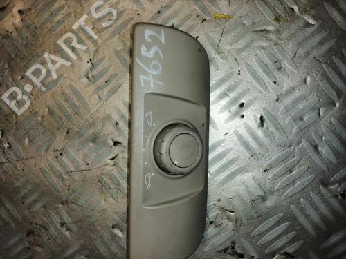 Used Switch RENAULT SCÉNIC II (JM0/1_) 1.9 dCi (JM0G, JM12, JM1G, JM2C) (120 hp) 22578356