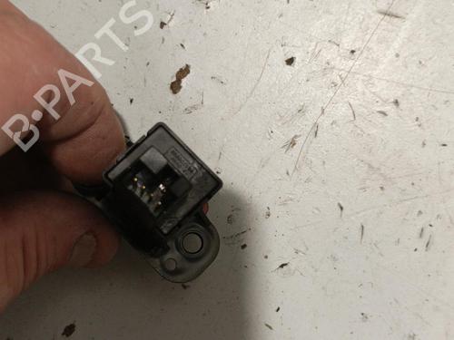 Used Warning switch CHEVROLET CRUZE (J300) 2.0 CDI (163 hp) 22576679
