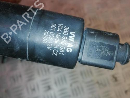 Used Washer pump Washer pump VW TOUAREG (7LA, 7L6, 7L7) 3.0 V6 TDI (240 hp) 22587447 22587447