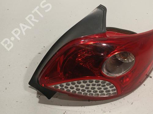 Right taillight PEUGEOT 206+ (2L_, 2M_) 1.1 | BP22576821C35 