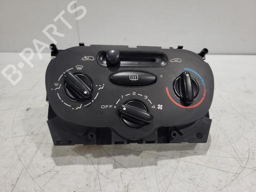 Airco bedieningspaneel PEUGEOT 206 CC (2D) 1.6 HDi 110 (109 hp) 30759778