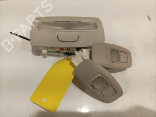 interior-roof-light-renault-megane-iv-hatchback-b9amn_-2015-30109977 main image