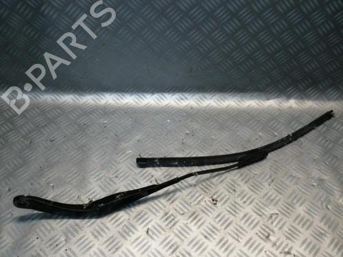Used Front windshield wiper arm DACIA SANDERO II 1.5 dCi (90 hp) 22584658