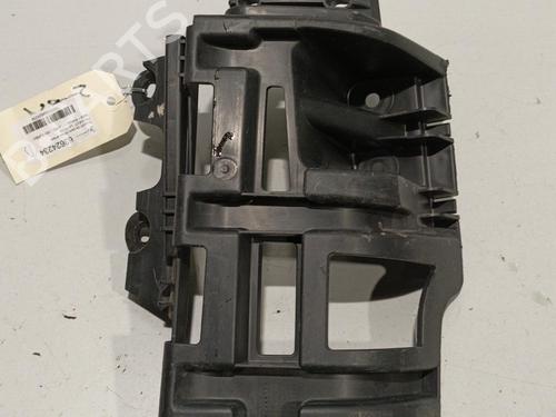 Used Rear bumper bracket PEUGEOT 5008 (0U_, 0E_) 1.6 HDi (110 hp) 22586565