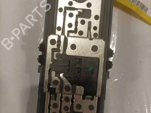 Used Lamp holder Lamp holder PEUGEOT 5008 (0U_, 0E_) 2.0 HDi 150 / BlueHDi 150 (150 hp) 23781956 23781956