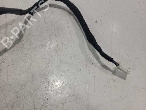 Used Left mirror Left mirror 31128913 31128913