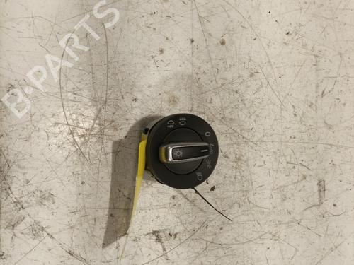 Interruttore luci Interruttore luci VW TRANSPORTER T5 Van (7HA, 7HH, 7EA, 7EH) [2003-2026] 33950887 33950887