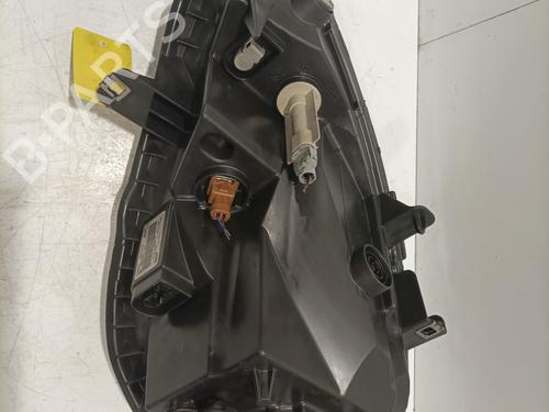 Left headlight OPEL VIVARO A Van (X83) 2.0 CDTI (F7) | BP31585786C28 