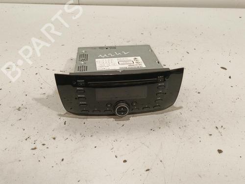 Used Radio FIAT PUNTO EVO (199_) 1.3 D Multijet (199AXC1A, 199BXC1A, 199AXT1A, 199BXT1A) (75 hp) 22588095
