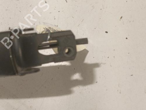 Used Front windshield wiper arm MERCEDES-BENZ 124 Coupe (C124) 230 CE (124.043) (132 hp) 22572516