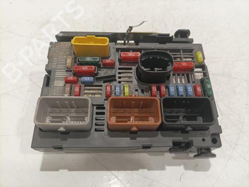 fuse-box-peugeot-3008-i-mpv-0u_-2009-2010-2011-2012-2013-2014-2015-2016-2017-32030684 main image