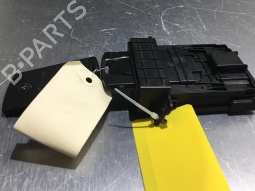 Used Card reader RENAULT KOLEOS I (HY_) 2.0 dCi 4x4 (HY0B) (173 hp) 22573112