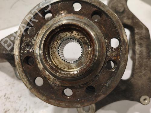 Used Right front steering knuckle Right front steering knuckle 37993935 37993935