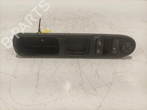Used Left front window switch CITROËN C3 Picasso (SH_) 1.6 VTi 120 (120 hp) 30577906