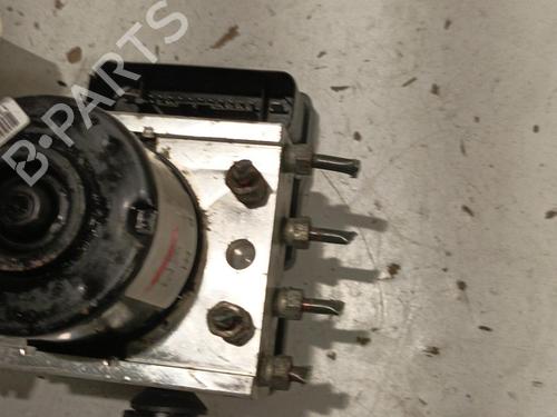 Used ABS pump RENAULT SCÉNIC III (JZ0/1_) 1.6 dCi (JZ00, JZ12) (130 hp) 22585870