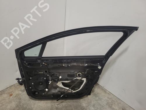 Used Right front door Right front door 37500213 37500213