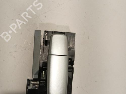 Used Rear left exterior door handle RENAULT KADJAR (HA_, HL_) 1.3 TCe 160 (HLN2) (158 hp) 22570220