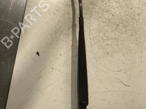 Used Front windshield wiper arm BMW 2 Gran Tourer (F46) 218 d (150 hp) 28429167