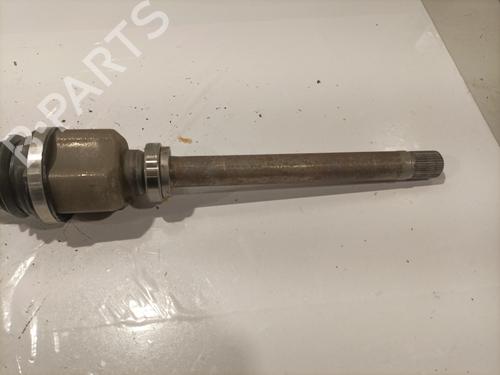 Right front driveshaft PEUGEOT 5008 II (MC_, MJ_, MR_, M4_) 1.2 Hybrid 136 (MRHPYC) | BP22572840M39 