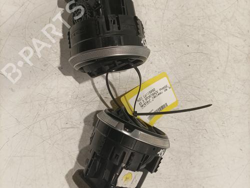 Grille d'aération AUDI A3 Sportback (8VA, 8VF) 2.0 TDI (150 hp) 31857106