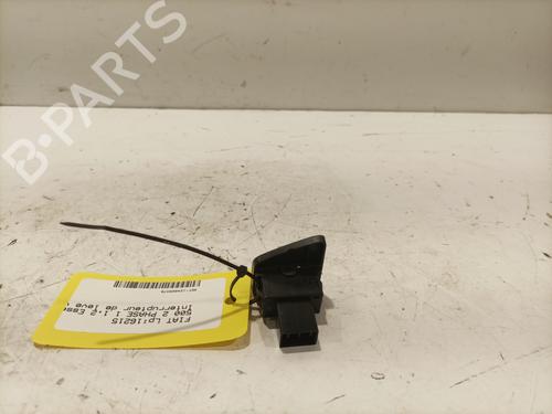 right-front-window-switch-fiat-500-312_-2007-35924171 main image