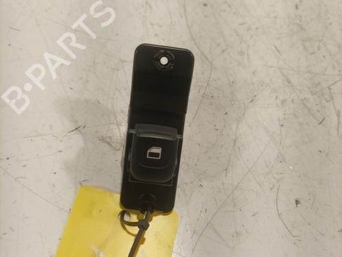 Used Left rear window switch KIA STONIC (YB) 1.0 T-GDi Eco-Dynamics+ (120 hp) 28155406