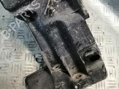 Windscreen washer tank VW GOLF VI (5K1) 2.0 TDI | BP22573973C113 