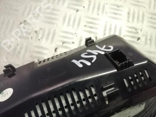 Used Display monitor Display monitor BMW 3 (E90) 320 d (163 hp) 22581339 22581339