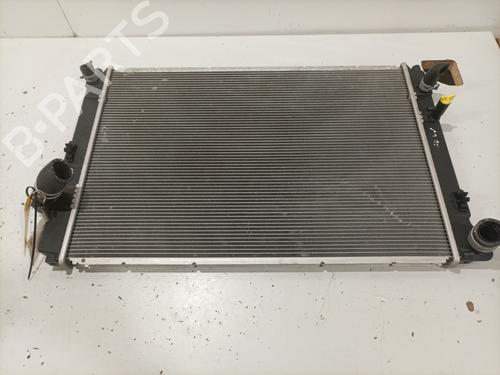 Used Water radiator Water radiator TOYOTA YARIS (_P13_) 1.5 Hybrid (NHP130_, NHP130) (101 hp) 23781608 23781608