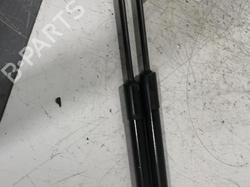 Used Tailgate lift support KIA STONIC (YB) 1.0 T-GDi Eco-Dynamics+ (120 hp) 28429128