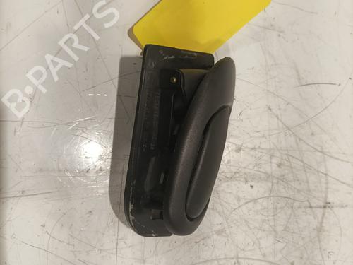 Venstre foran invendig håndtak PEUGEOT 206 Hatchback (2A/C) 1.9 D (69 hp) 30309321