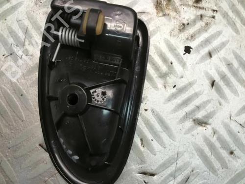 Used Rear left exterior door handle RENAULT CLIO II (BB_, CB_) 1.2 (BB0A, BB0F, BB10, BB1K, BB28, BB2D, BB2H, CB0A,... (58 hp) 22578048