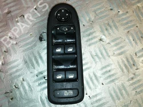 Left front window switch CITROËN C5 III Break (RW_) 1.6 HDi 110 (RW9HZC) | BP22571489I27 