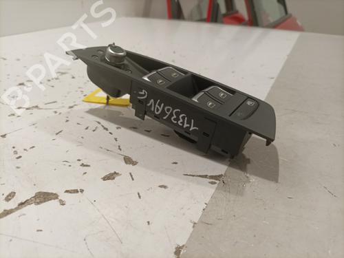 Used Left front window switch Left front window switch AUDI A1 Sportback (8XA, 8XF) 1.0 TFSI (95 hp) 22584952 22584952
