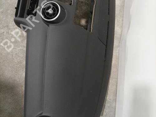 Used Dashboard Dashboard AUDI A1 (8X1, 8XK) 1.6 TDI (105 hp) 25338016 25338016