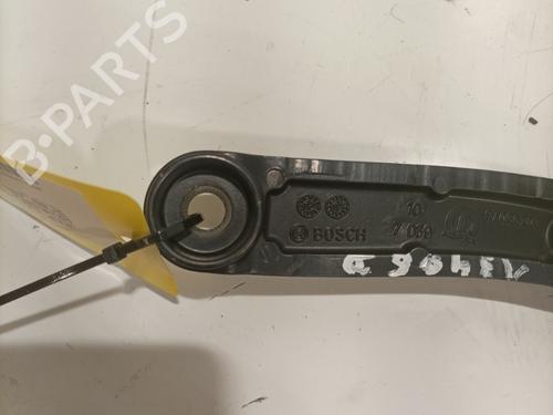 front-windshield-wiper-arm-jeep-renegade-suv-bu-b1-bv-2014-27407027 main image