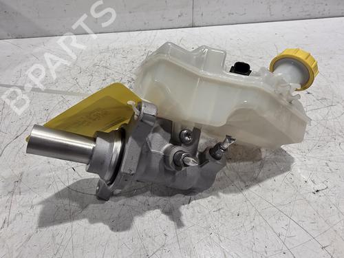 Brake master cylinder RENAULT CLIO V (B7_) 1.5 Blue dCi 115 (B7AD) | BP40122577M77 - Image 4