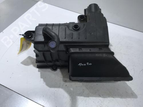 Used Air filter box AUDI A3 Sportback (8VA, 8VF) S3 quattro (300 hp) 28429144