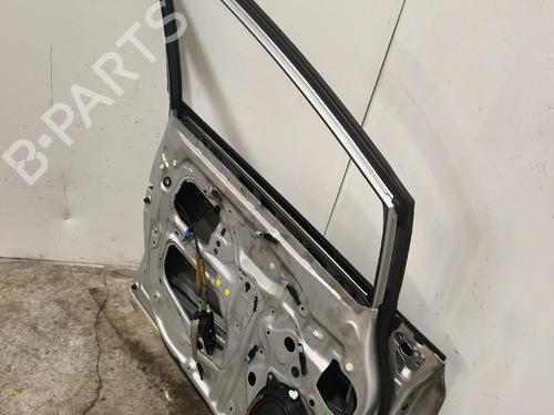 Used Left front door Left front door 39255289 39255289