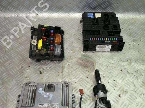 Used Electronic module Electronic module 22571465 22571465