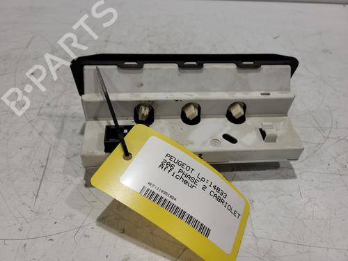 Used Display monitor Display monitor PEUGEOT 206 CC (2D) 1.6 16V (2DNFUF, 2DNFUR) (109 hp) 30753213 30753213