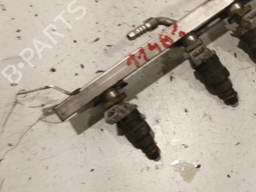 Used Injection rail Injection rail AUDI A4 B5 (8D2) 1.6 (100 hp) 22581764 22581764