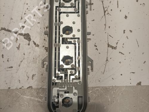 Lampenträger für RENAULT CLIO II (BB_, CB_) 1.2 (BB0A, BB0F, BB10, BB1K, BB28, BB2D, BB2H, CB0A,... (58 hp) 22589061